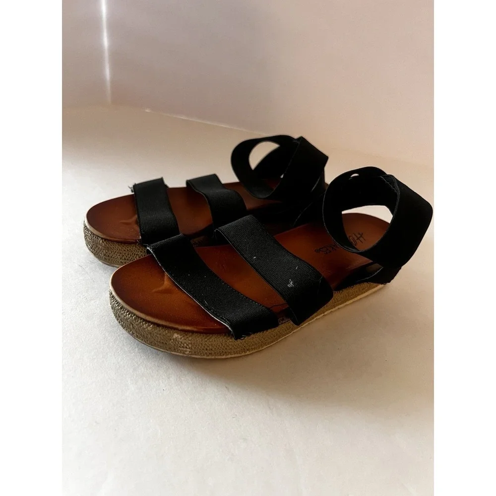 HOTCAKES Girls 13 Shoes Sandals Stretch Straps Black Platform Vacation Strappy